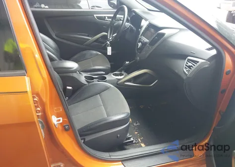 2013 Hyundai Veloster Base W/Black из США, поврежденный, VIN KMHTC6AD8DU122639